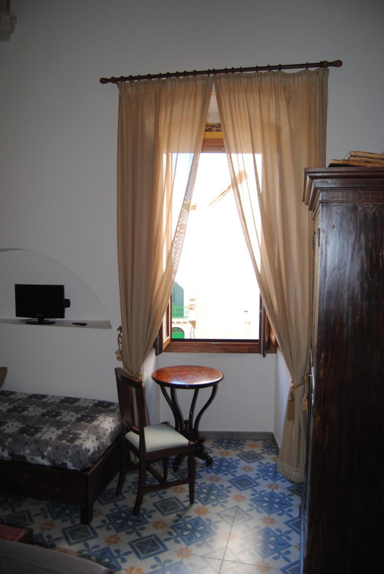 B & B Palazzo Maestro & Corte Maestro Rooms Gallipoli Quarto foto